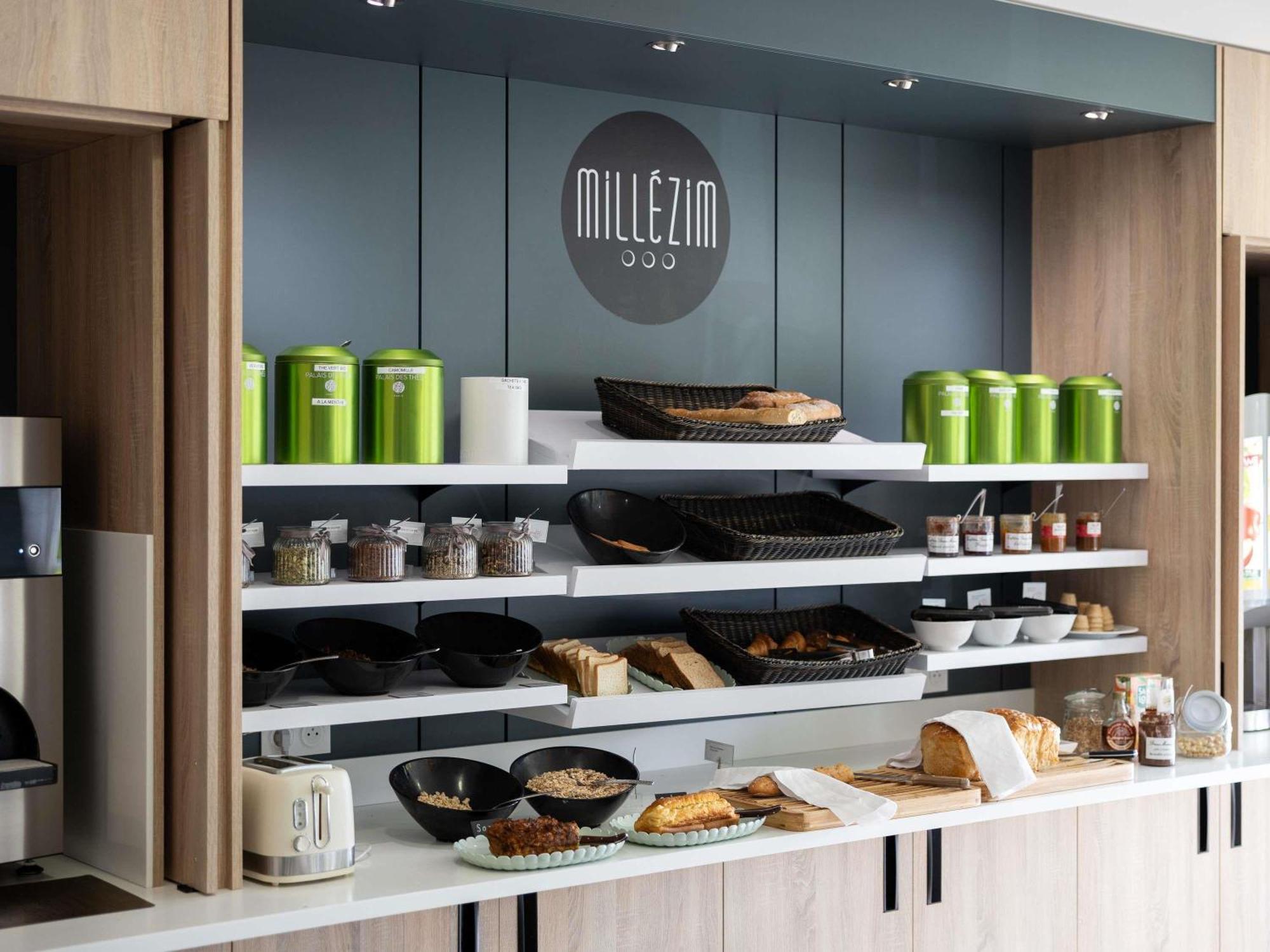Отель Ibis Styles Chalon Sur Saone Экстерьер фото